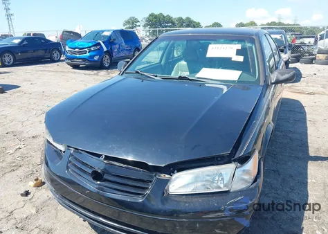 1997 Toyota Camry Le from USA, damaged, VIN 4T1BG22K8VU065740